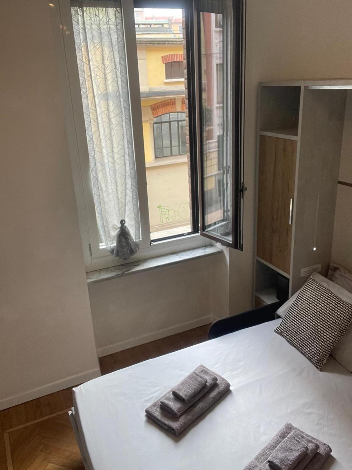 Drooms 4,0 Domotic Smart Self 24H,7 Vicino Treni Porta Susa E Centro Storico Turin Exterior photo