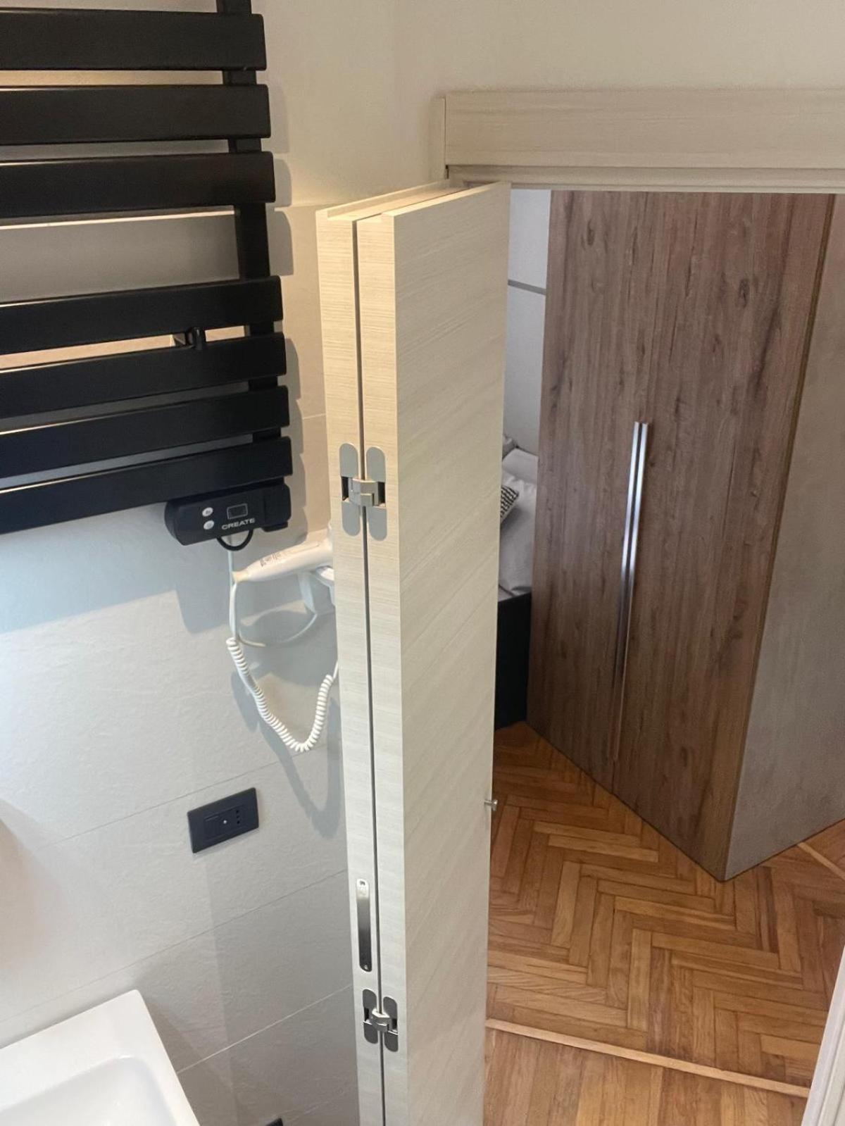 Drooms 4,0 Domotic Smart Self 24H,7 Vicino Treni Porta Susa E Centro Storico Turin Exterior photo