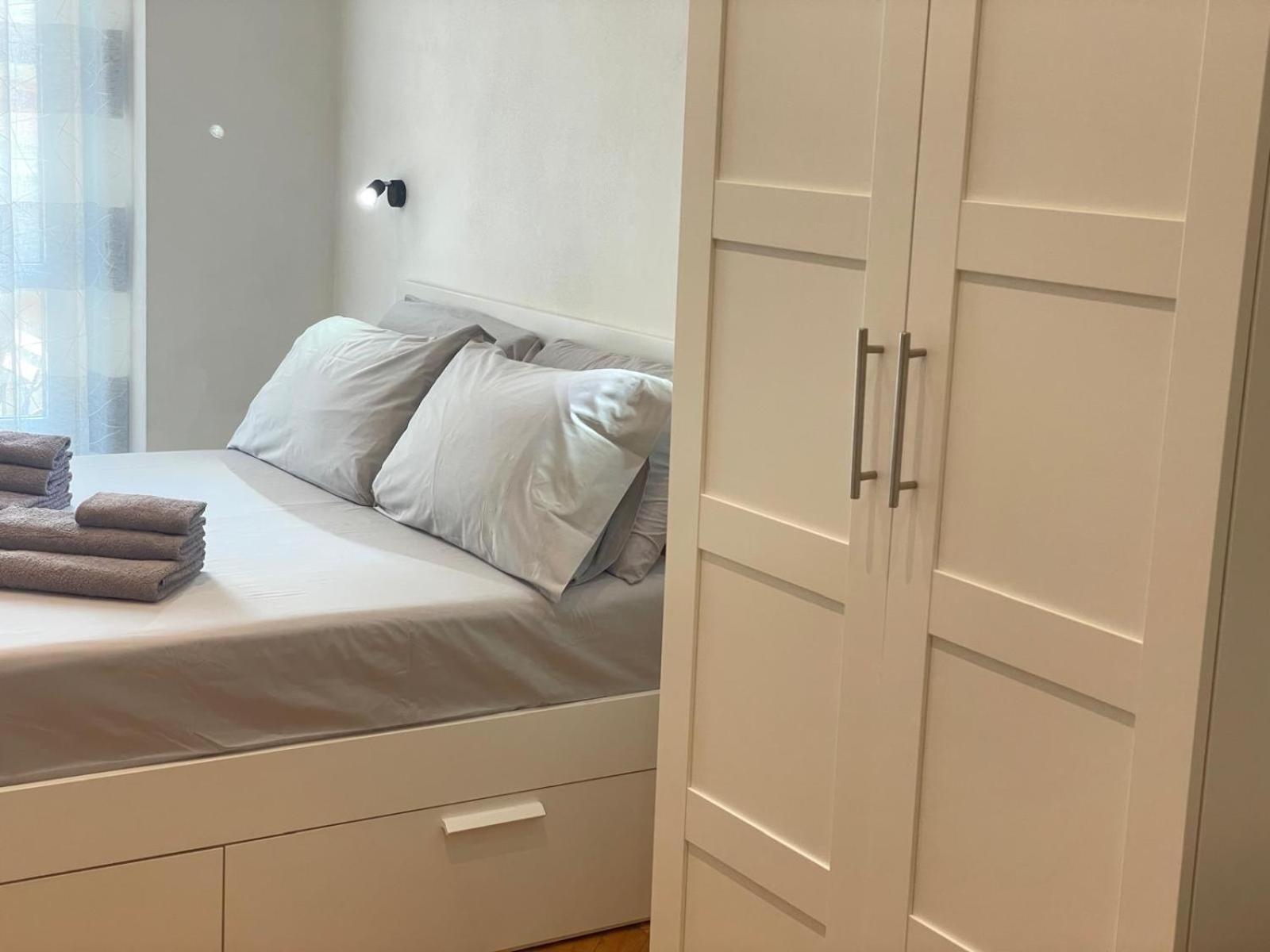 Drooms 4,0 Domotic Smart Self 24H,7 Vicino Treni Porta Susa E Centro Storico Turin Exterior photo